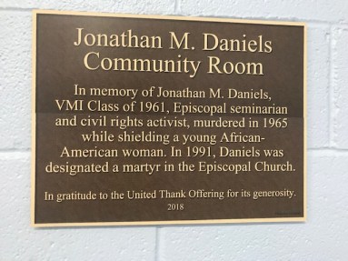 Daniels plaque